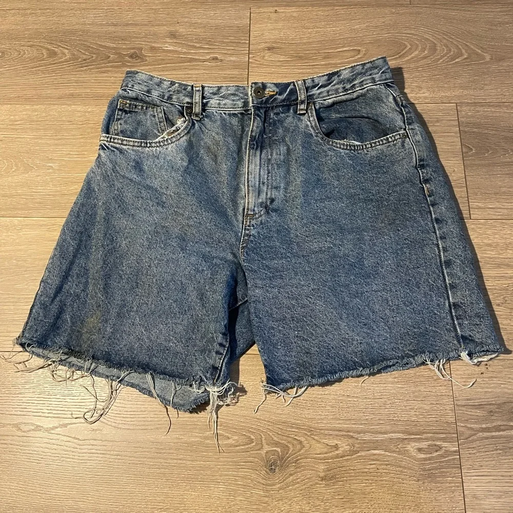 Cotton on Bermuda size 8! - Picture 4 of 4